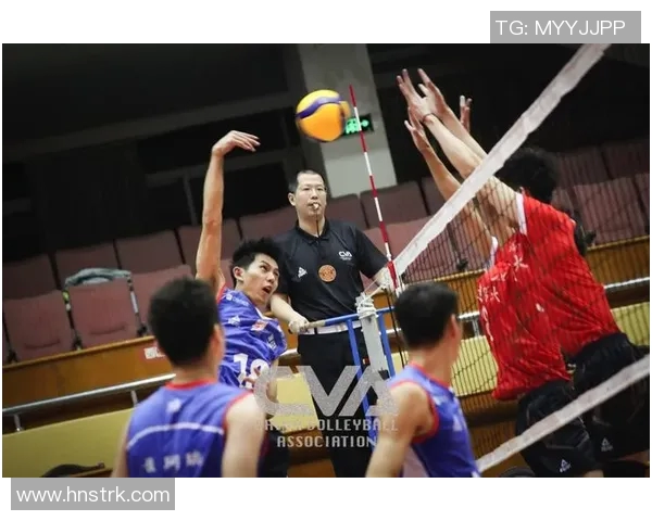 重庆排球队包夹战术解析与实践探讨助力排球竞技水平提升