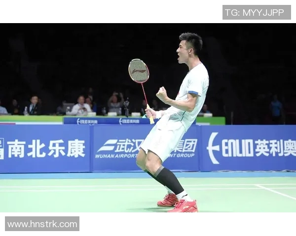 武汉羽毛球队荣登羽毛球状态排行榜首位展现强劲实力与团队凝聚力